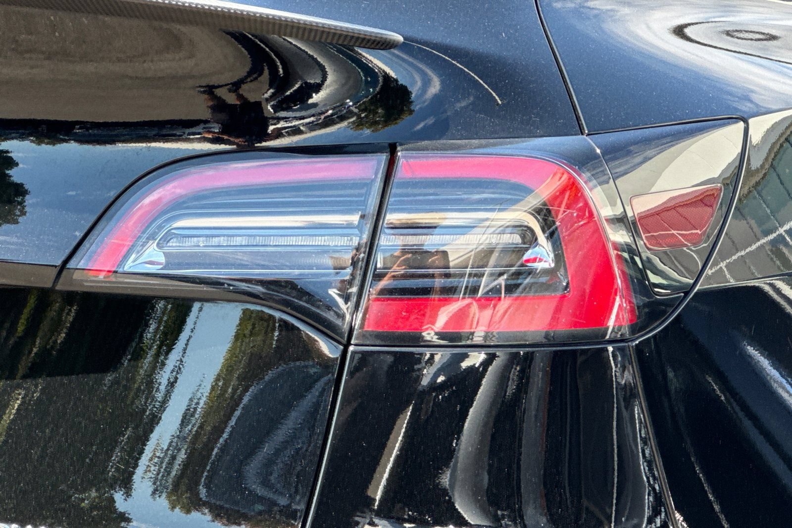 Used 2022 Tesla Model Y Performance AWD/4WD image 45