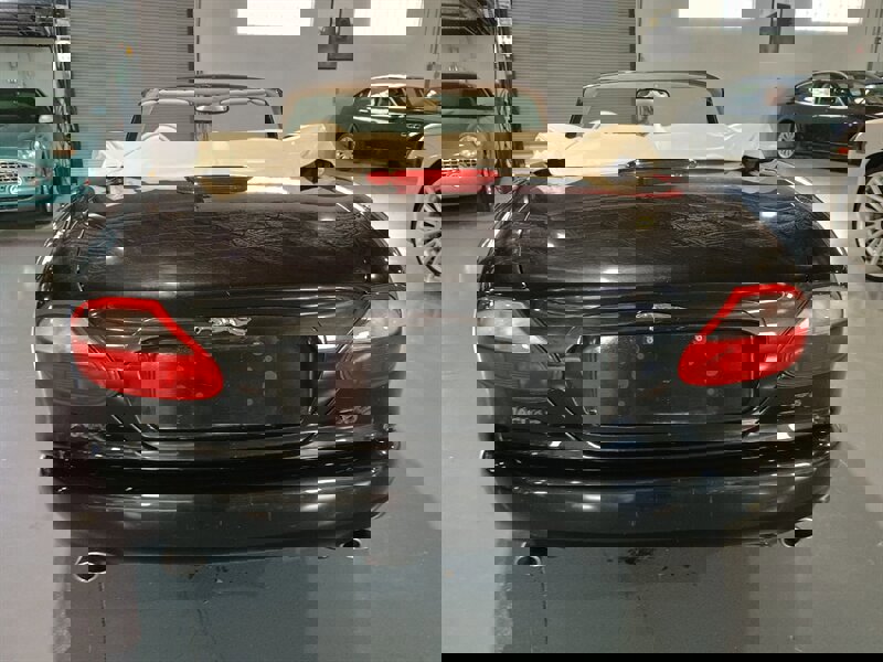 Used 1997 Jaguar XK8 Convertible image 4