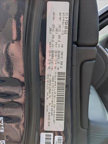 Used 2018 Jeep Grand Cherokee Laredo image 25