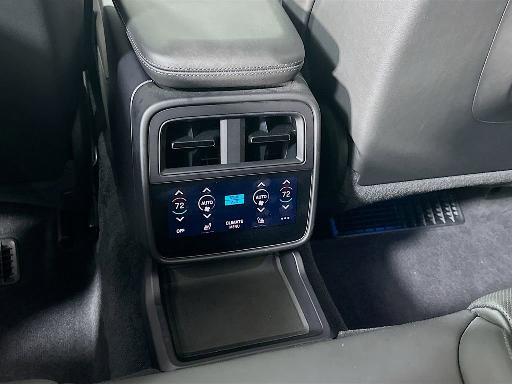 Certified 2020 Porsche Taycan Turbo image 26