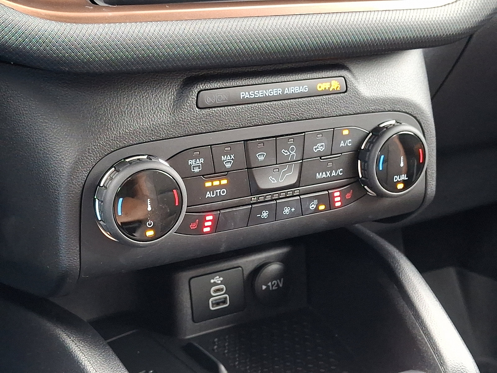 Used 2024 Ford Bronco Sport Outer Banks w/ Tech Package image 16