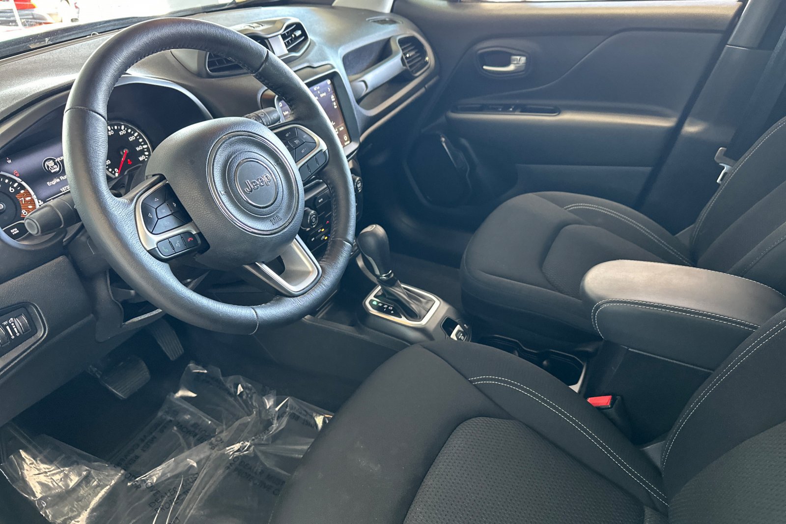 Certified 2023 Jeep Renegade Altitude w/ Convenience Group I AWD/4WD image 10