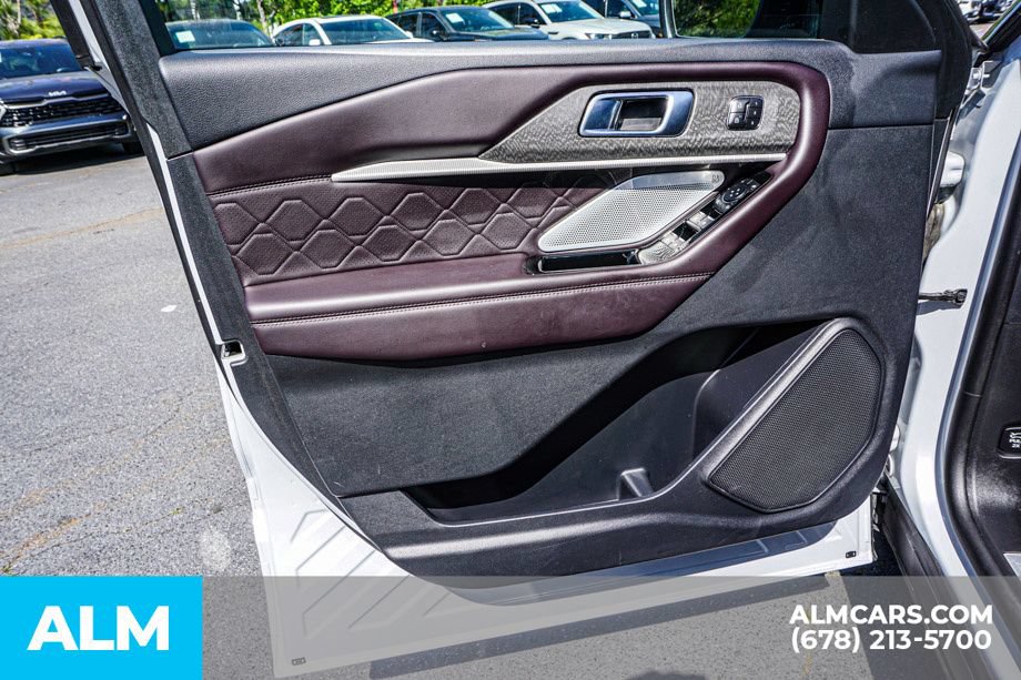 Used 2025 Ford Explorer Platinum w/ LUX Leather Package AWD/4WD image 49