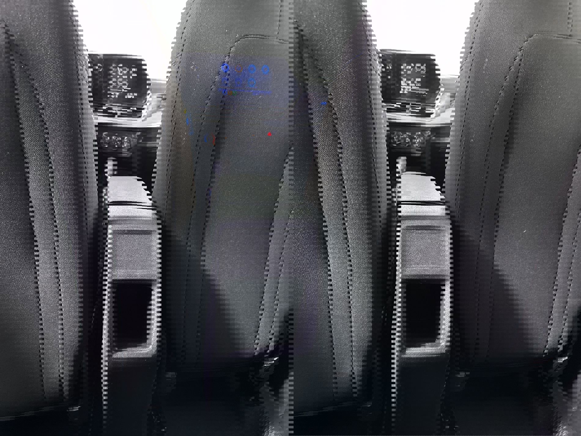 Used 2024 Chevrolet Trax LS image 58