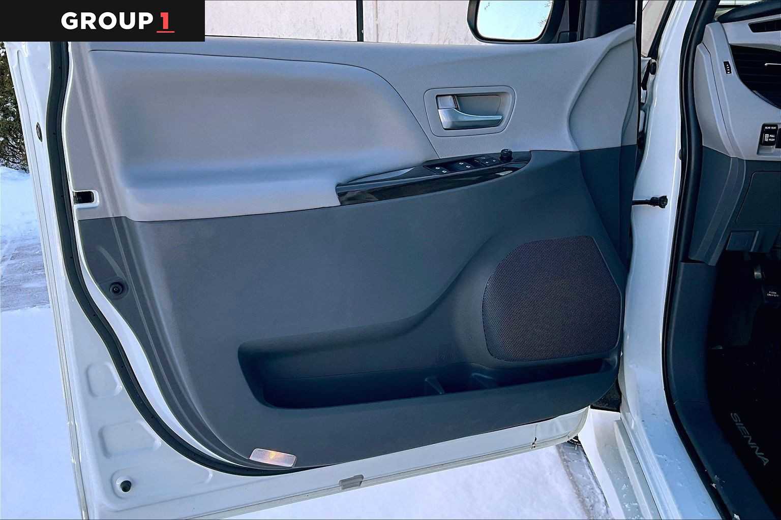 Certified 2020 Toyota Sienna XLE w/ XLE Navigation Package image 21