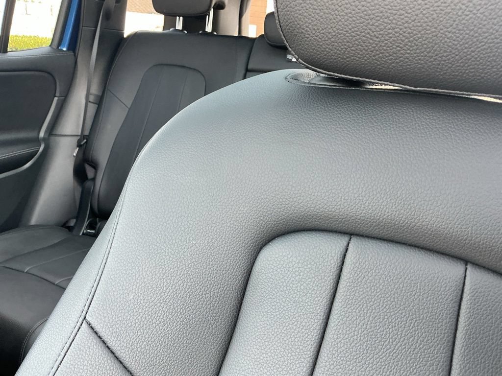 Certified 2024 Mercedes-Benz GLB 250 4MATIC image 14