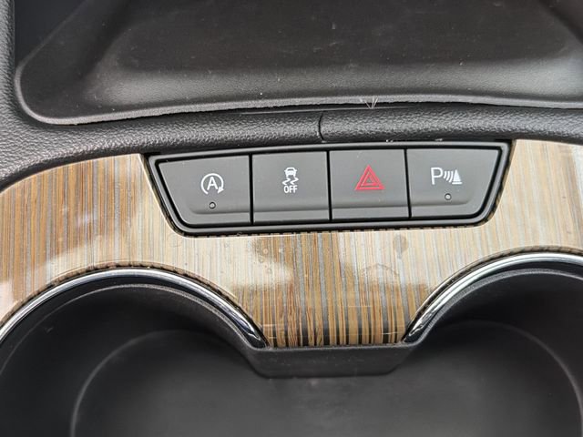 Certified 2020 GMC Acadia SLE w/ Driver Convenience Package image 31