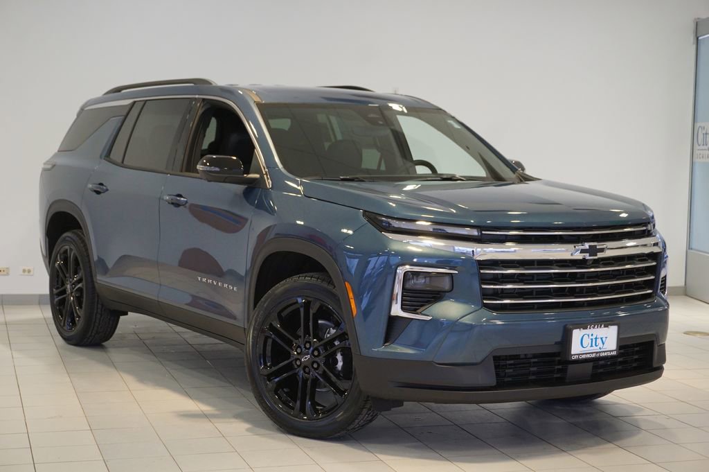 New 2026 Chevrolet Traverse LT w/ Driver Confidence Package image 3