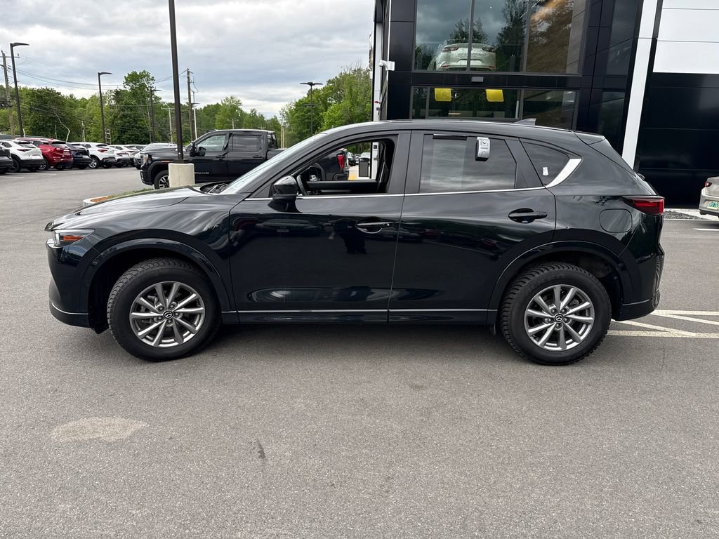 Used 2024 MAZDA CX-5 AWD 2.5 S w/ Select Package image 2