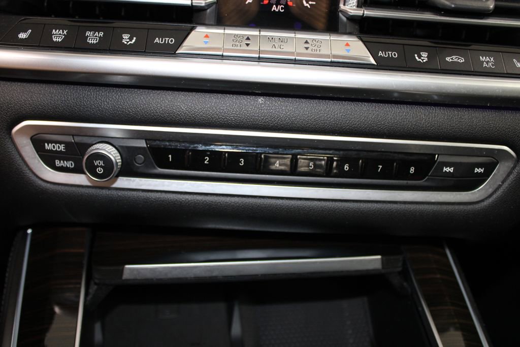 Used 2019 BMW X5 xDrive40i w/ Convenience Package AWD/4WD image 46