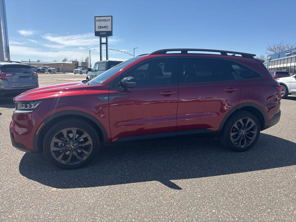 Used 2023 Kia Sorento SX Prestige image 2