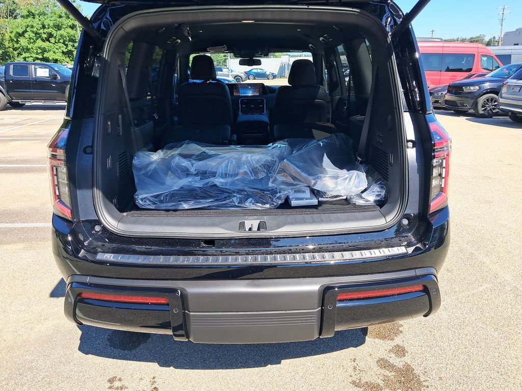 New 2026 Nissan Armada SL w/ Captain's Chari Seat Package AWD/4WD image 24