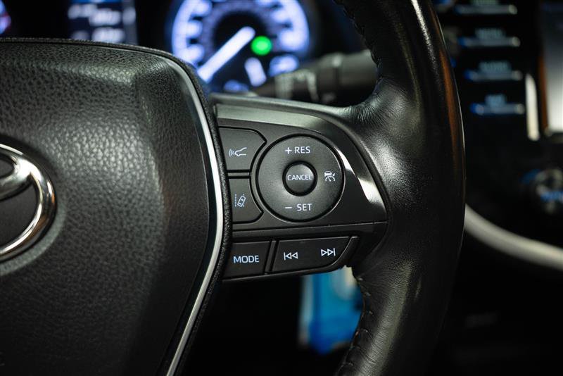 Used 2020 Toyota Camry SE w/ Carpet Mat Package FWD image 25