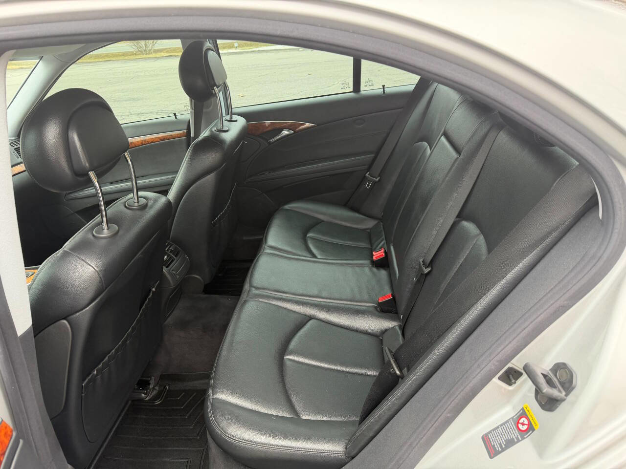 Used 2005 Mercedes-Benz E 320 4MATIC Sedan image 12