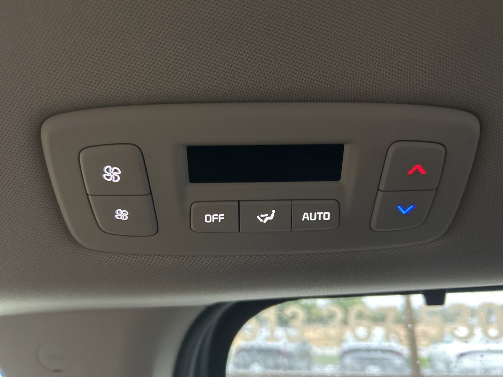 Certified 2024 Kia Carnival EX image 19