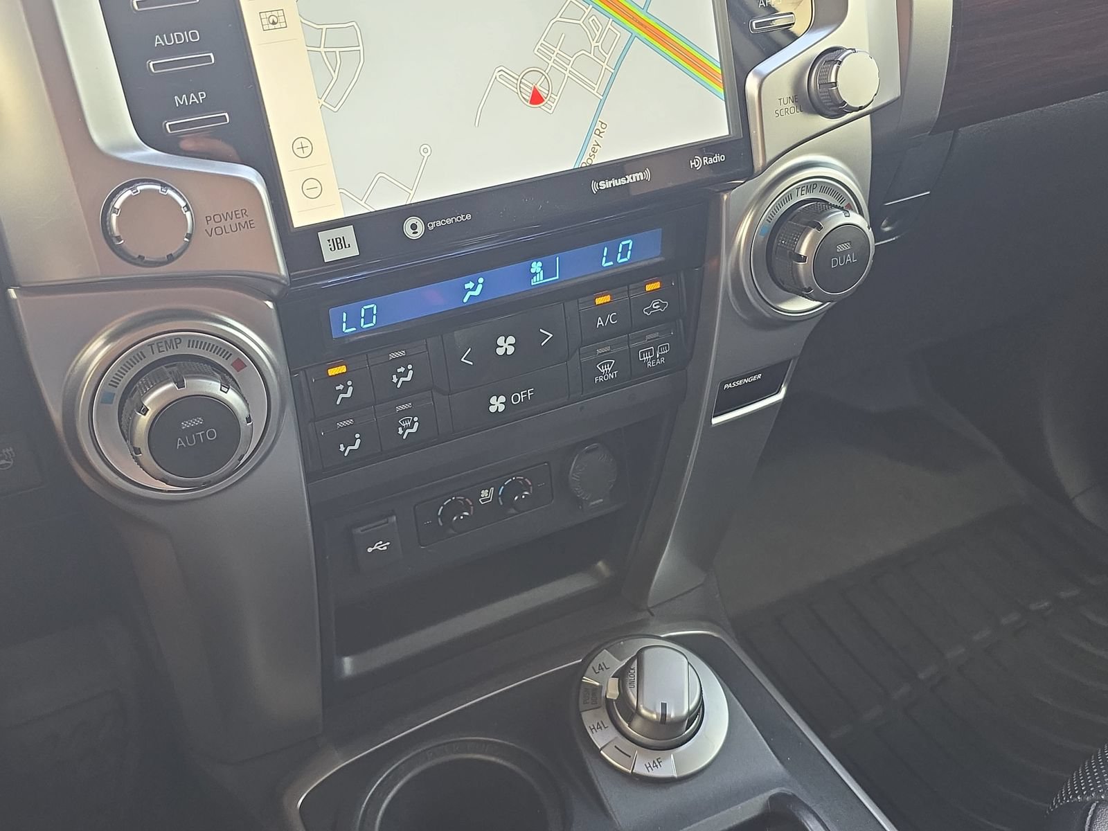 Used 2023 Toyota 4Runner Limited AWD/4WD image 21
