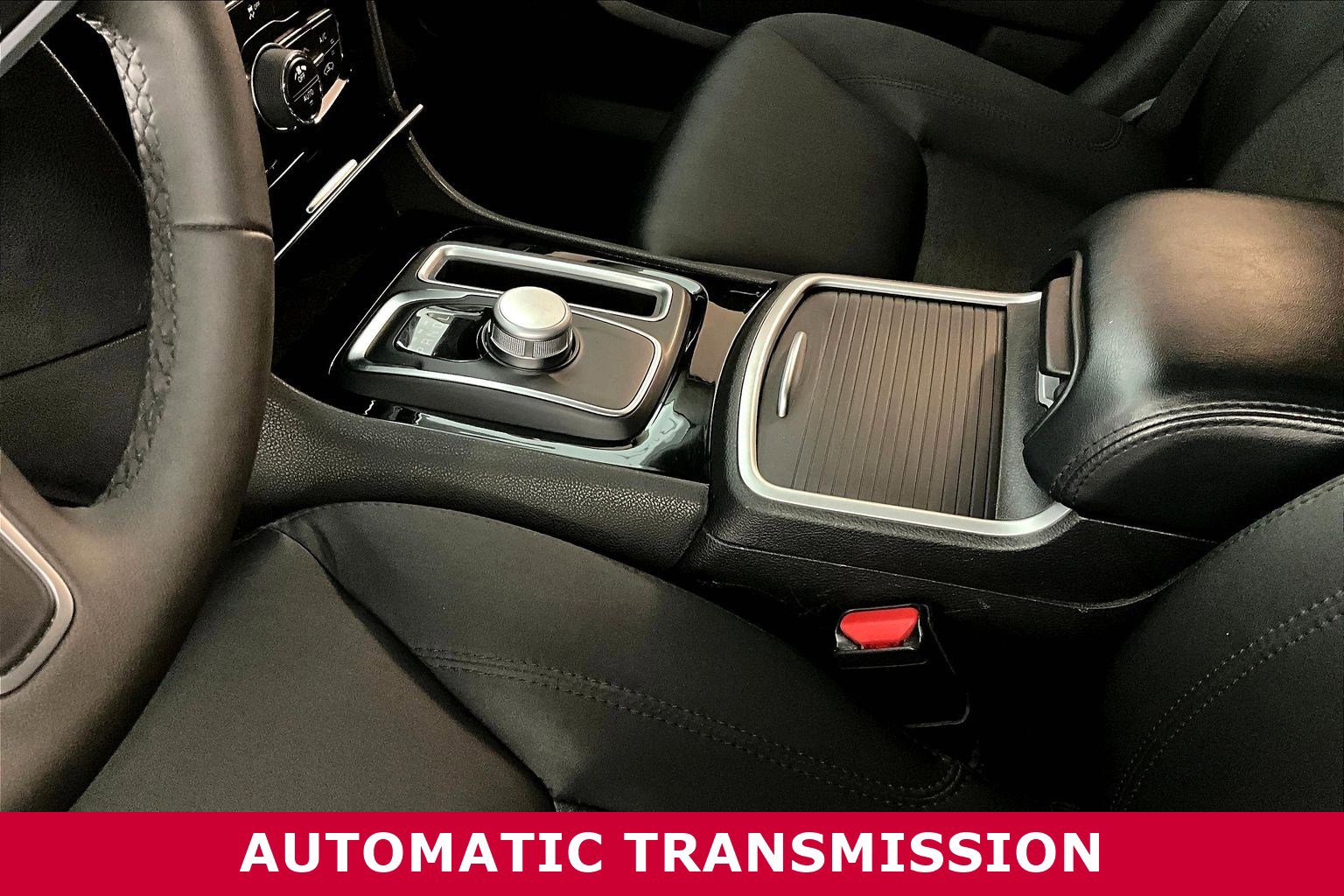 Used 2023 Chrysler 300 Touring w/ Sport Appearance Package image 15