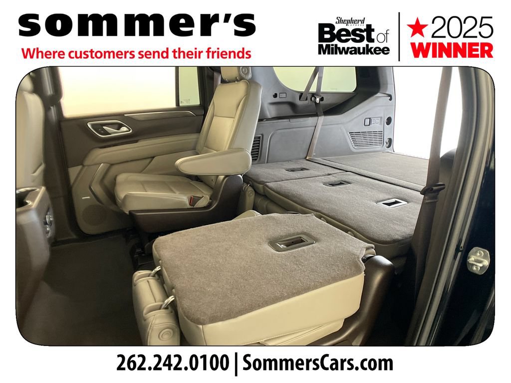 Used 2022 Chevrolet Suburban LT w/ LT Signature Plus Package AWD/4WD image 30