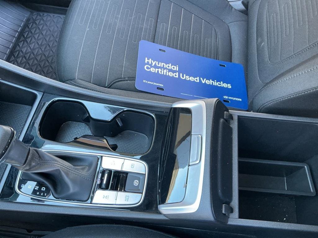 Certified 2025 Hyundai Santa Cruz SE image 8