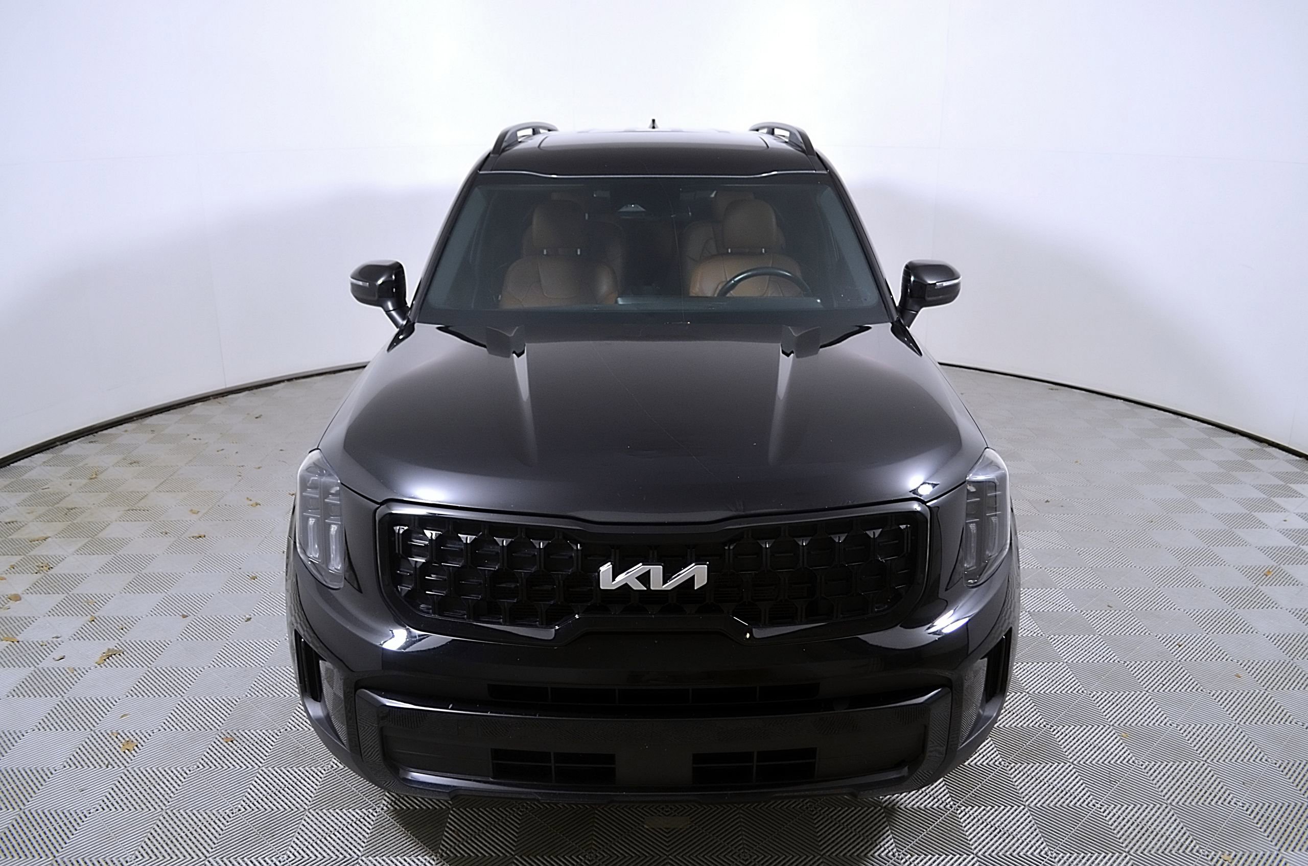 Used 2024 Kia Telluride EX X-Line AWD/4WD image 4
