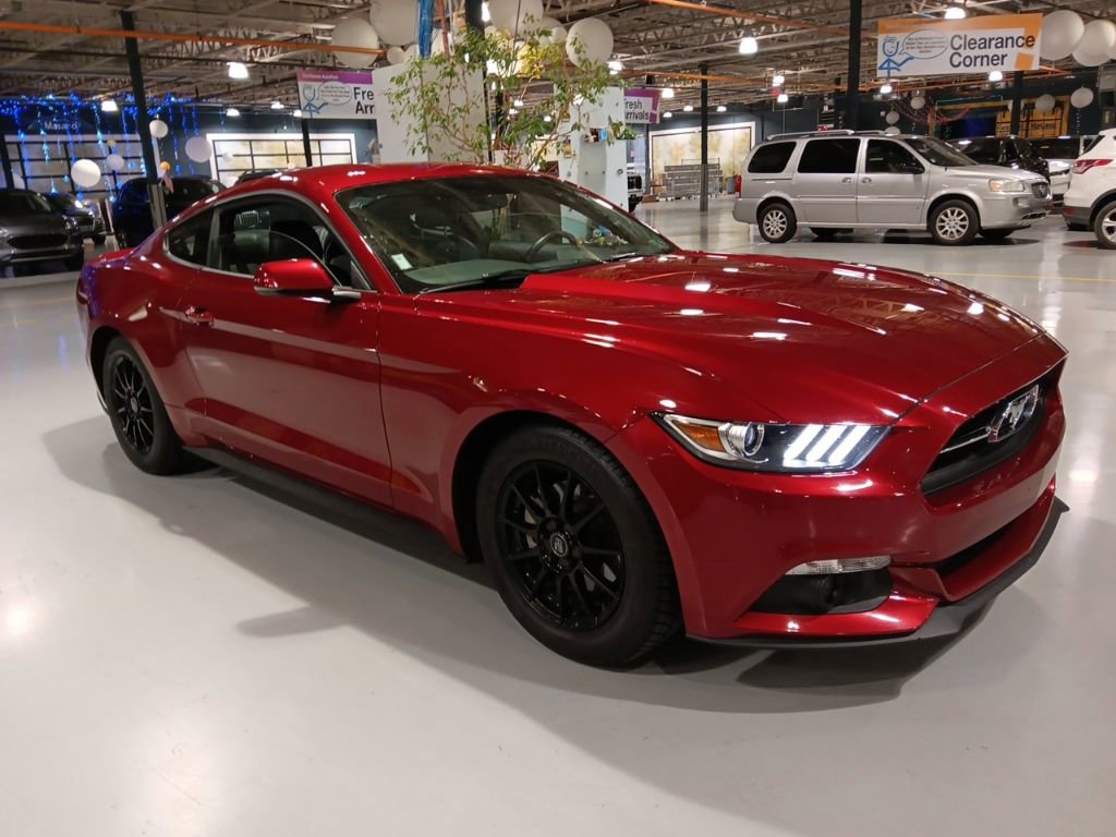 Used 2015 Ford Mustang Premium w/ Equipment Group 201A image 4