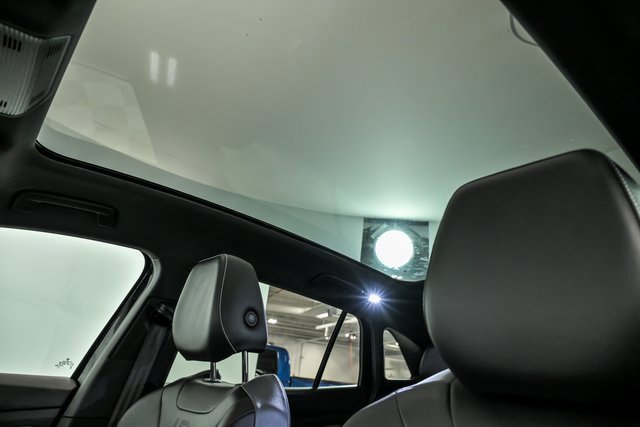 Used 2023 Volkswagen ID.4 Pro S Plus image 13