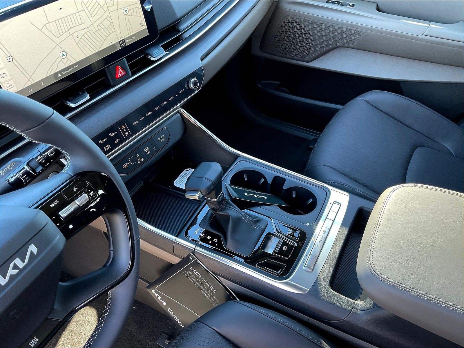 New 2027 Kia Carnival EX FWD image 12