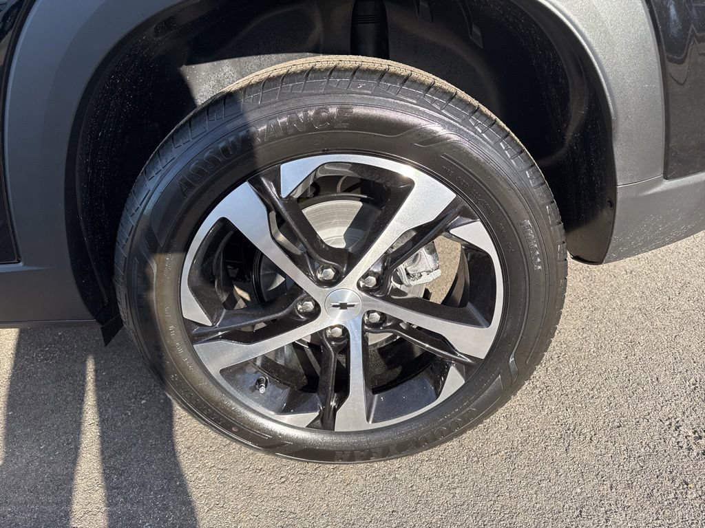 New 2026 Chevrolet Trax RS FWD image 27
