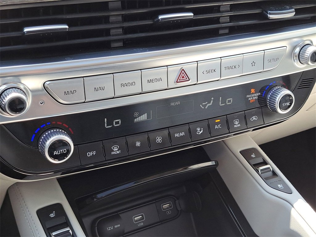 Used 2022 Kia Telluride EX w/ Towing Package image 17