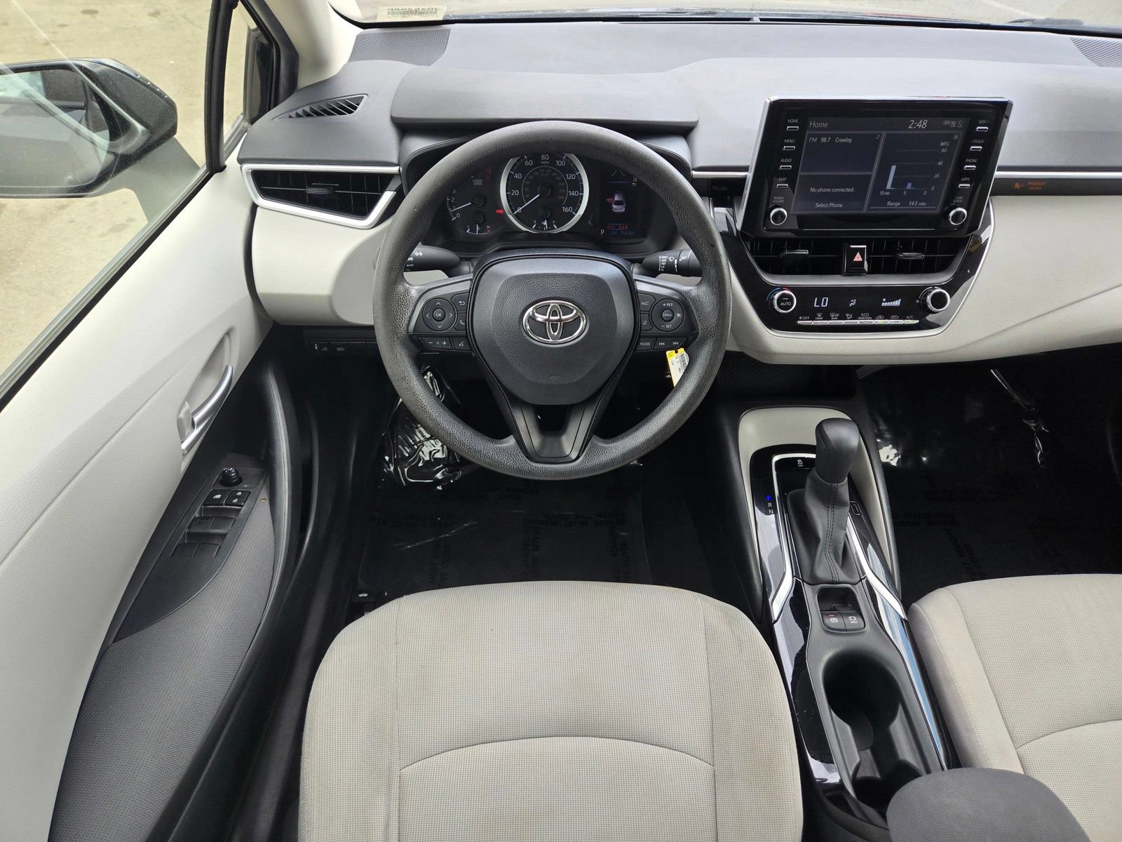 Used 2020 Toyota Corolla LE w/ Carpet Mat Package (TMS) FWD image 17