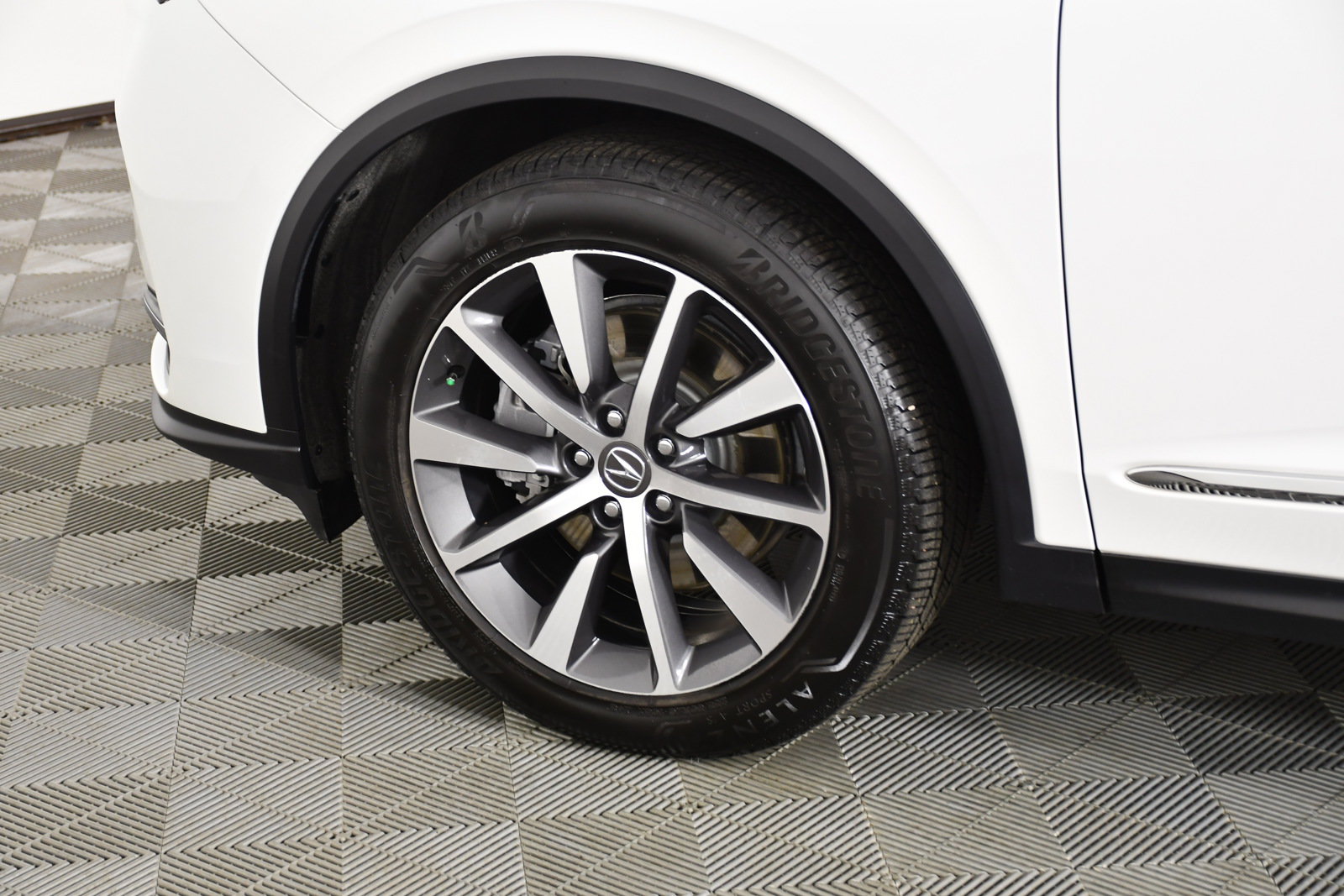 Certified 2025 Acura MDX SH-AWD w/ Technology Package image 54