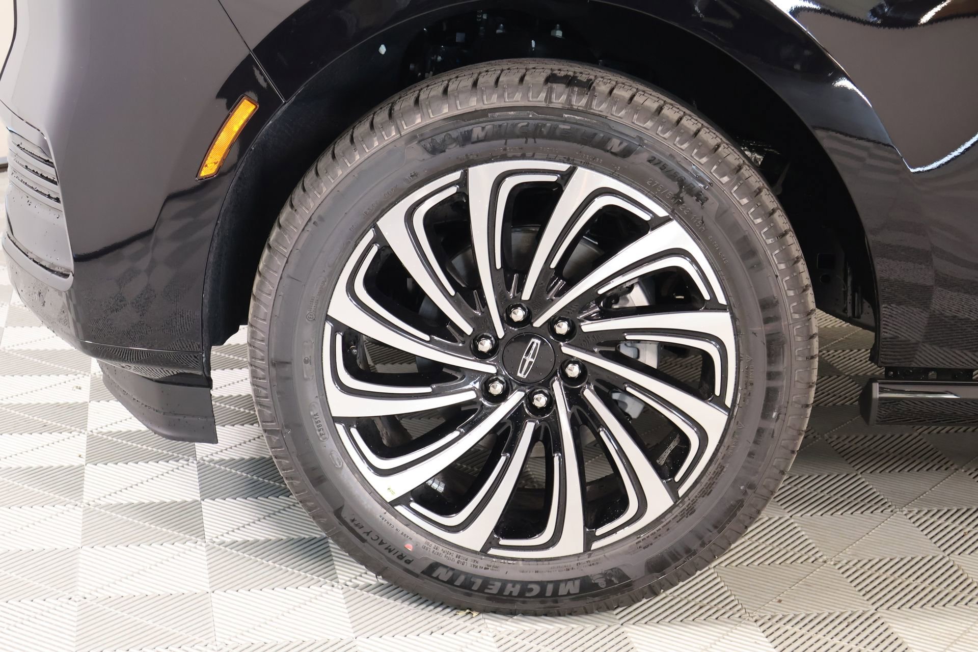 New 2026 Lincoln Navigator L Black Label AWD/4WD image 24