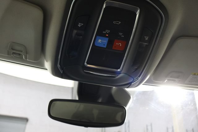 Used 2022 Jeep Grand Cherokee L Laredo w/ Luxury Tech Group I AWD/4WD image 23