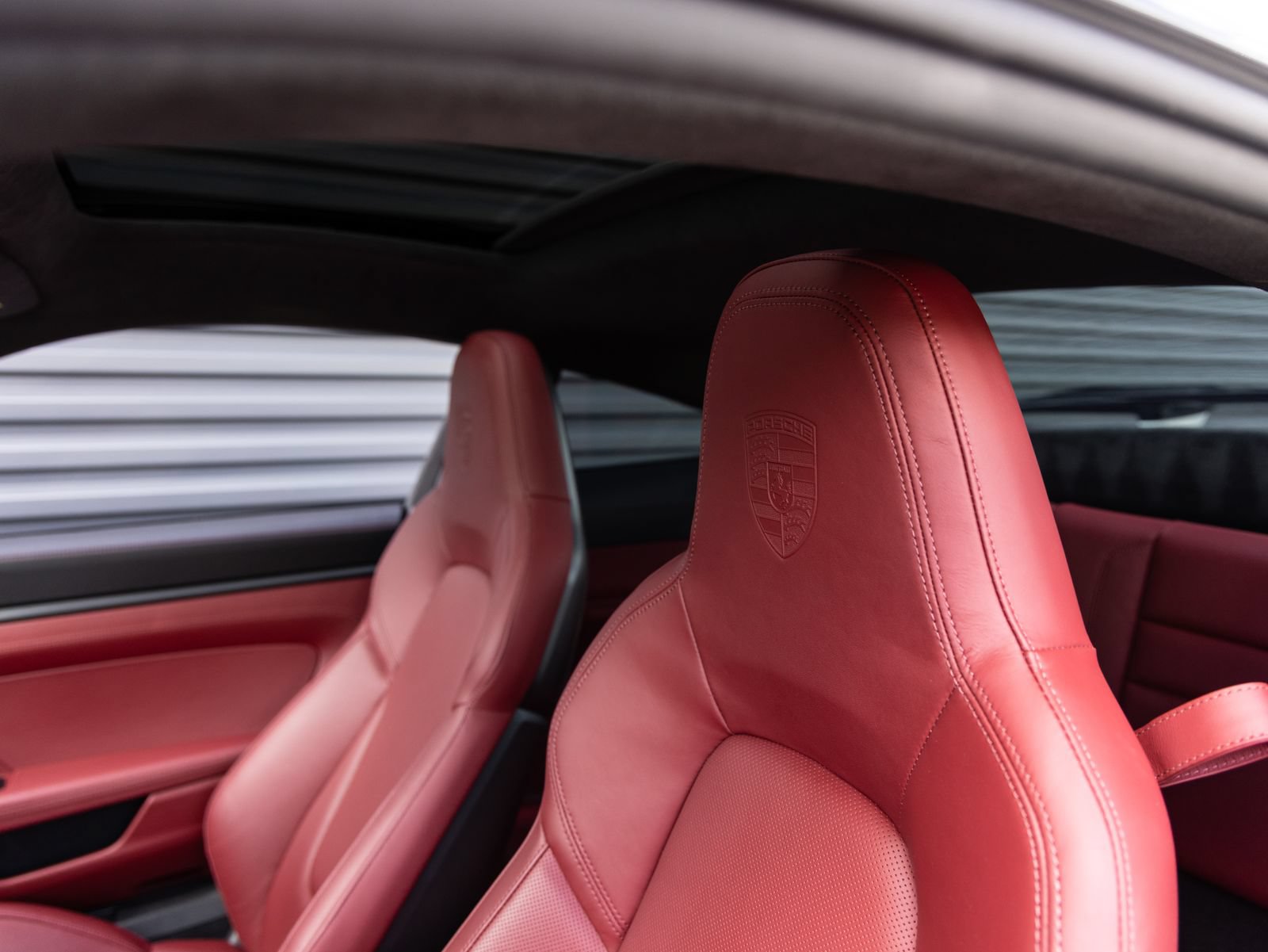 Used 2024 Porsche 911 Carrera GTS RWD image 25