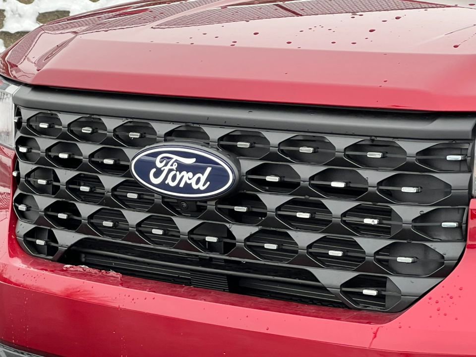 Used 2026 Ford Maverick Lariat w/ 4K Tow Package AWD/4WD image 35