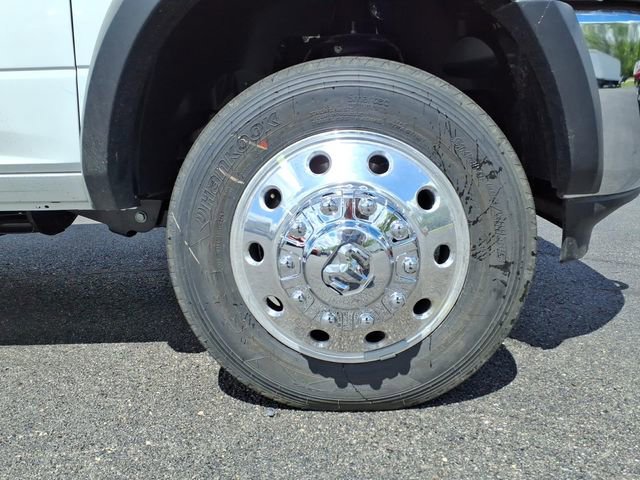 New 2026 RAM 5500 Tradesman w/ Chrome Appearance Group AWD/4WD image 9