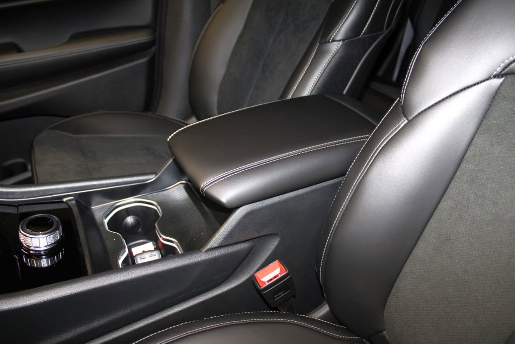 New 2025 Jeep Grand Cherokee Altitude image 22