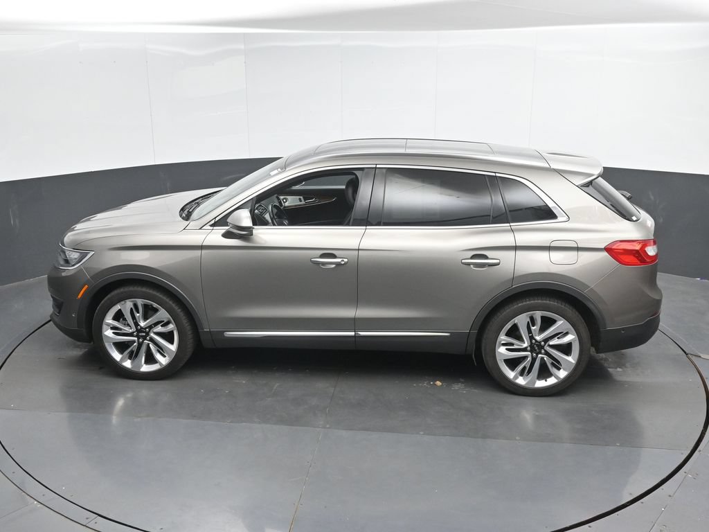 Used 2016 Lincoln MKX Reserve w/ Luxury Package AWD/4WD image 30