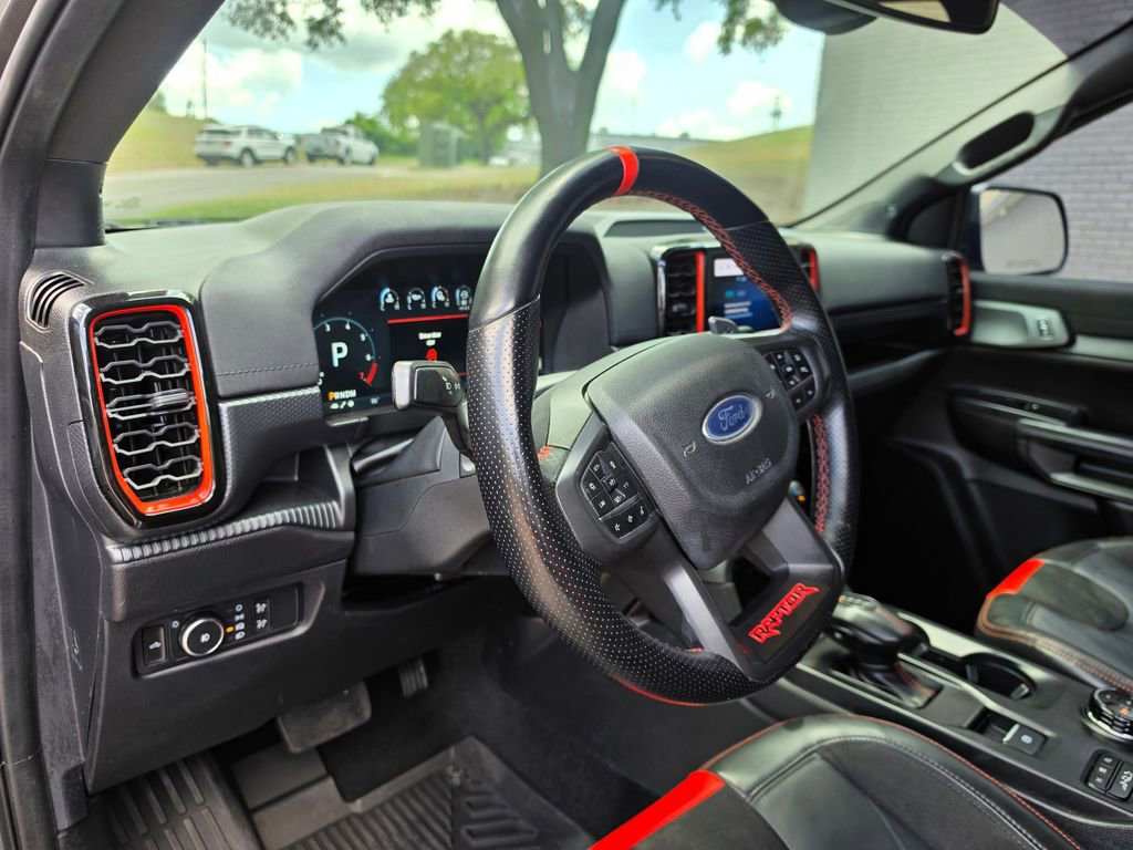 Used 2024 Ford Ranger Raptor AWD/4WD image 32