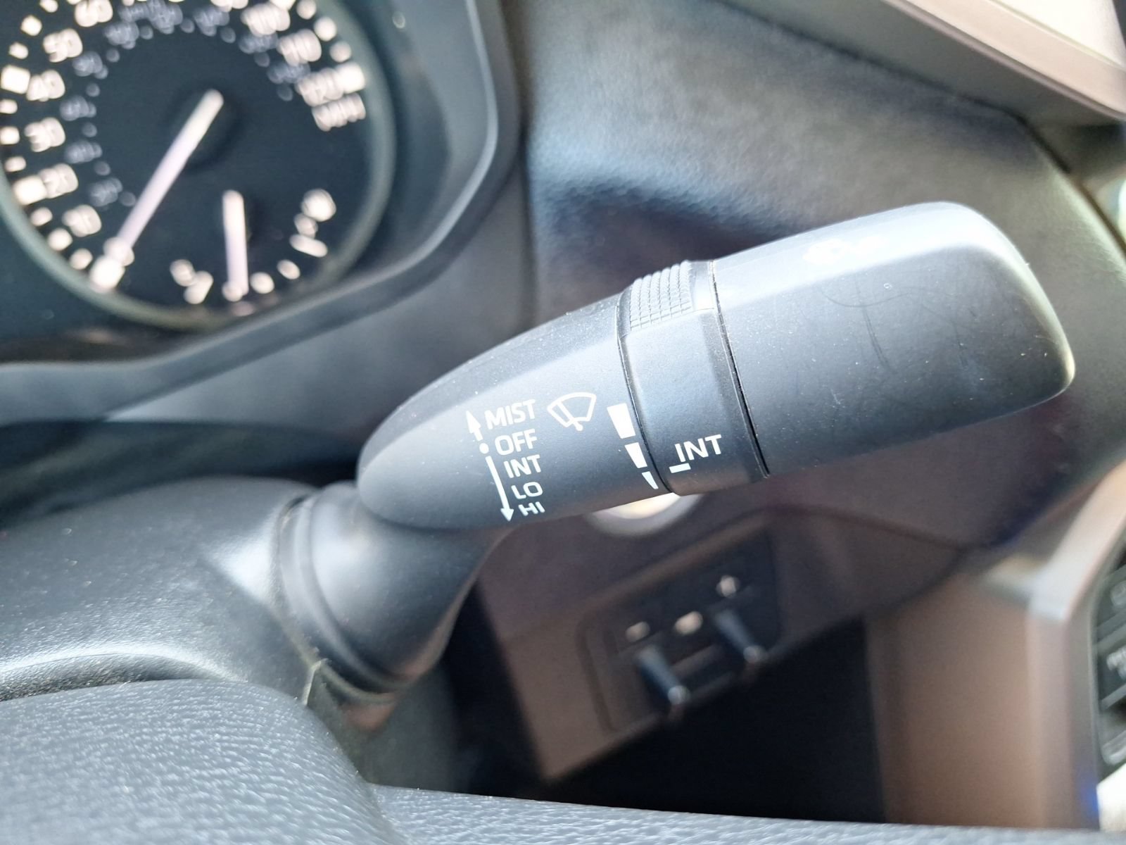 Used 2023 Toyota Tundra SR5 w/ SR5 Convenience Package AWD/4WD image 25