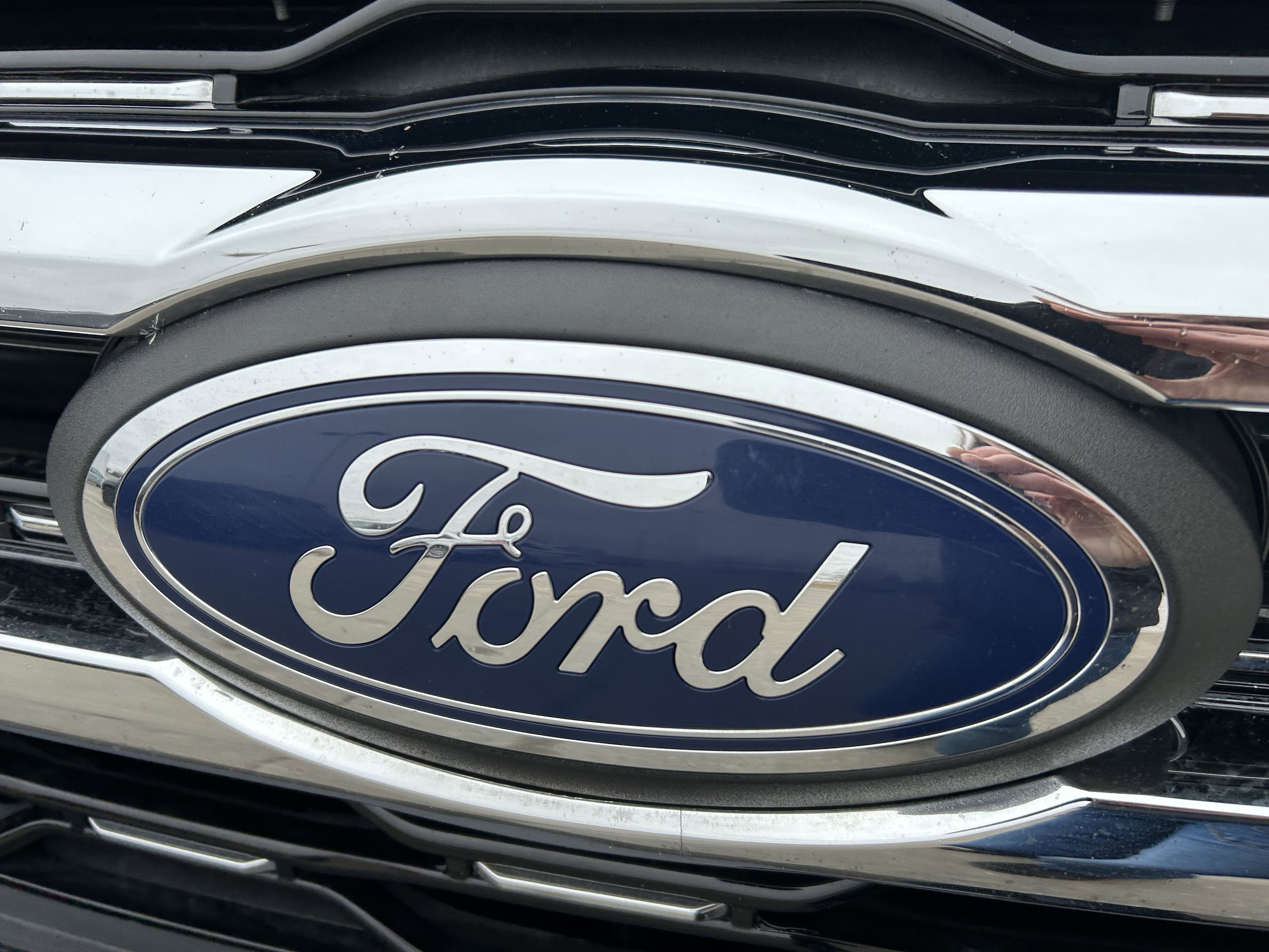 Used 2024 Ford Expedition Max Limited image 9