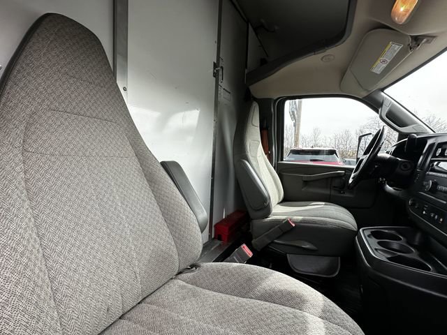 Used 2022 Chevrolet Express 3500 w/ Power Convenience Package image 30