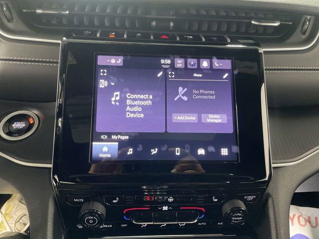 Used 2024 Jeep Grand Cherokee Altitude image 16