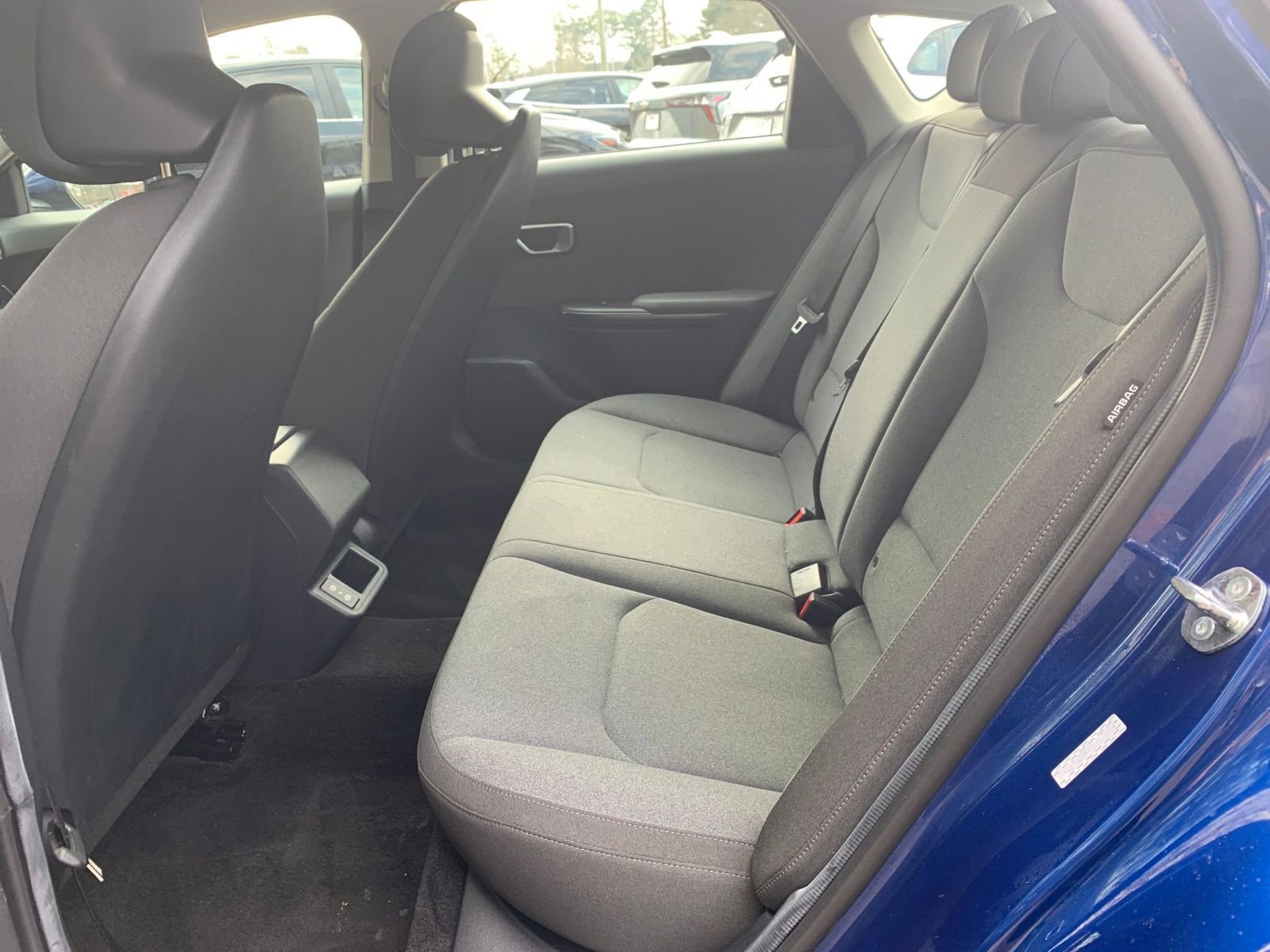 Used 2025 Kia K4 LXS image 25