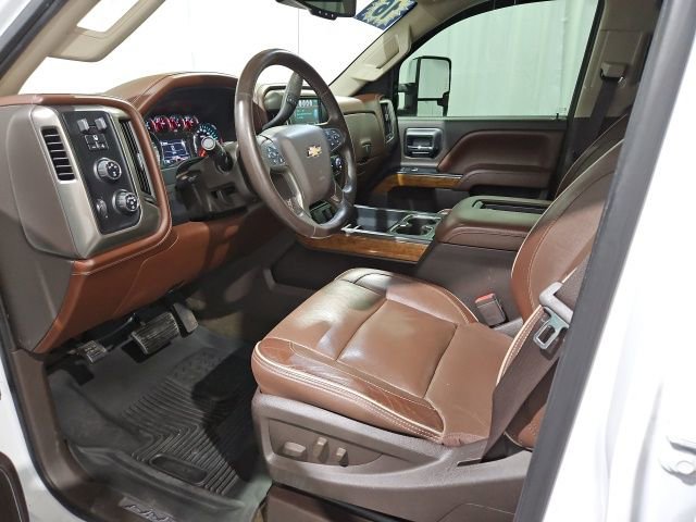 Used 2016 Chevrolet Silverado 2500 High Country w/ Duramax Plus Package image 12
