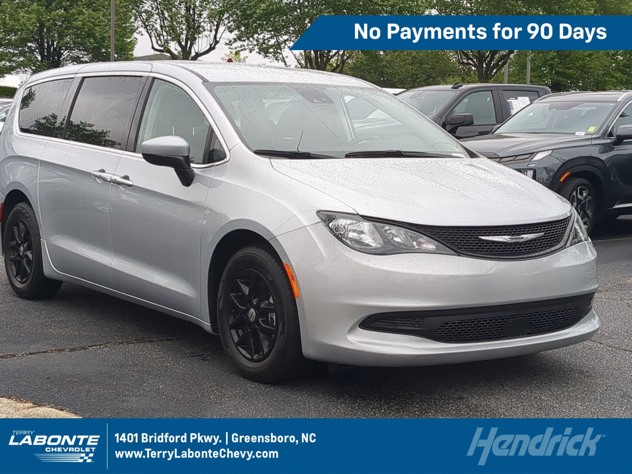 Used 2023 Chrysler Voyager LX