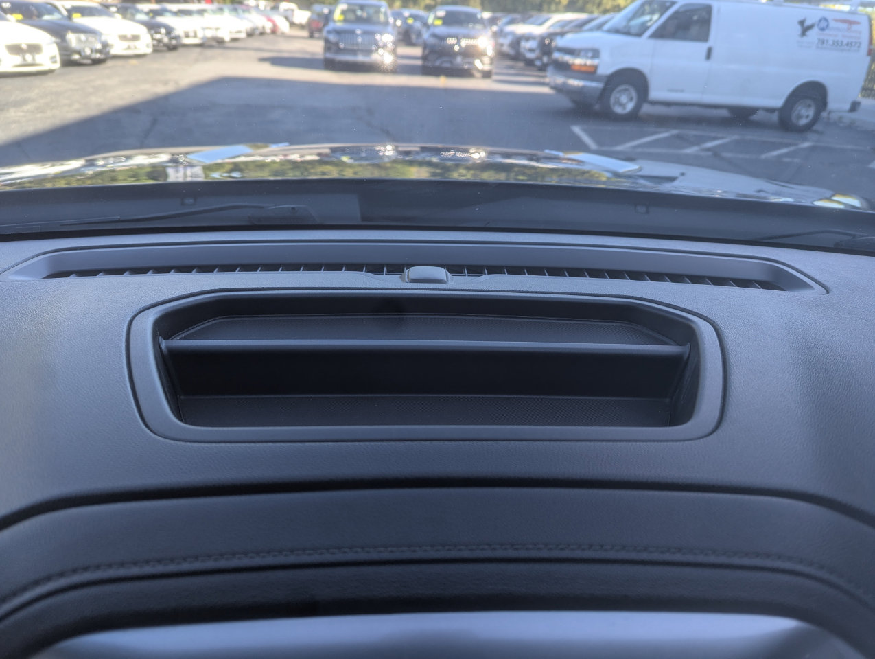 Used 2021 Chevrolet Silverado 1500 LTZ w/ Z71 Off-Road Package image 21