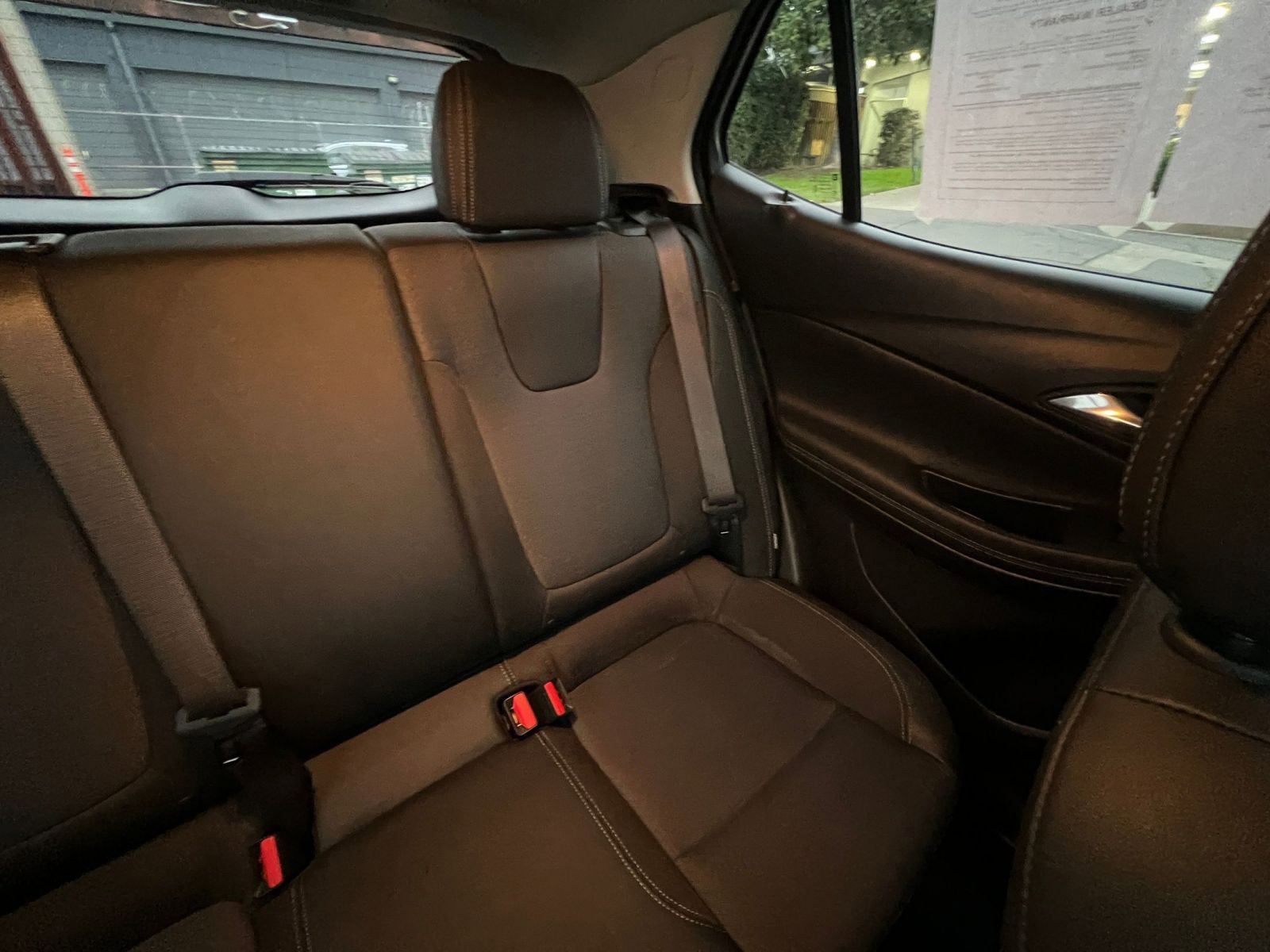 Used 2025 Buick Encore GX Preferred image 37