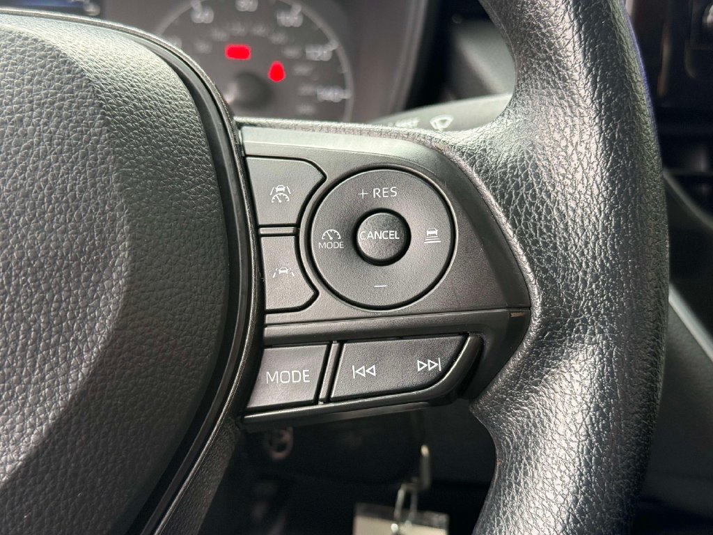 Used 2024 Toyota Corolla LE FWD image 28