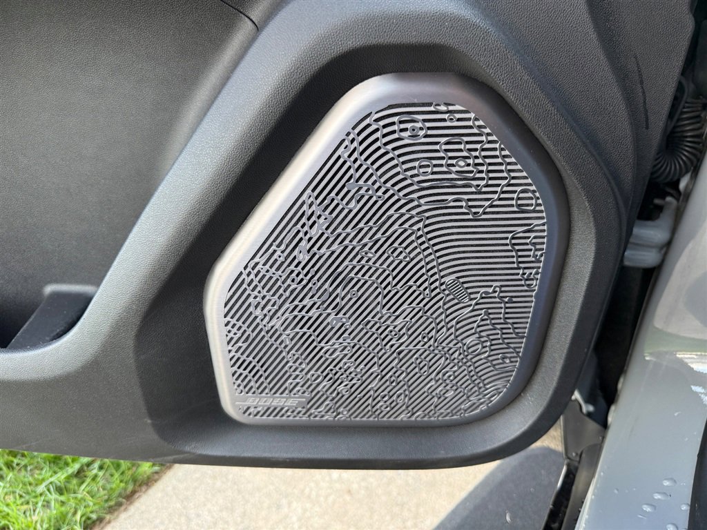 Used 2024 GMC Hummer EV 3X w/ LPO, Illumination Package image 48